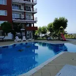 Apartment Noks Spacious 1 Bed Flat Sunny Terrace 6 Min Sveti Vlas
