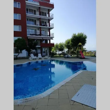 Noks Spacious 1 Bed Flat Sunny Terrace 6 Min Apartmán *