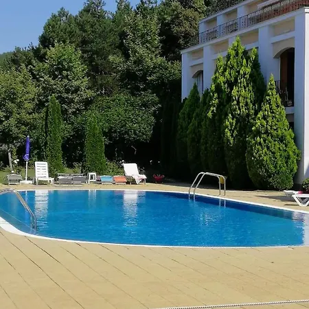 Noks Spacious 1 Bed Flat Sunny Terrace 6 Min Apartmán Sveti Vlas